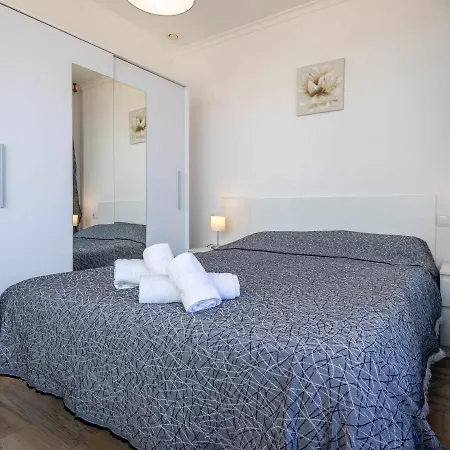 Inftour President 2 Apartamento